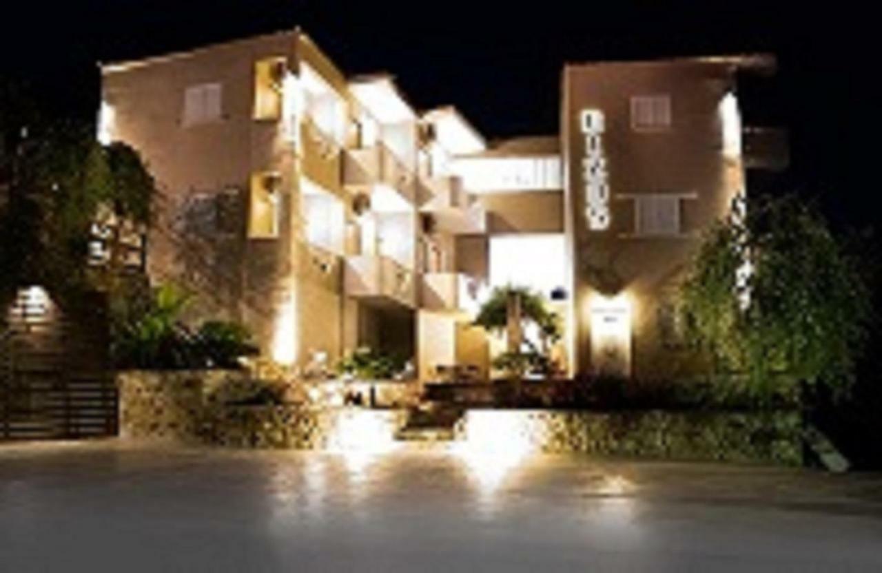 Rizos Bay Sarakiniko Hotel Sarakiniko  Exterior photo